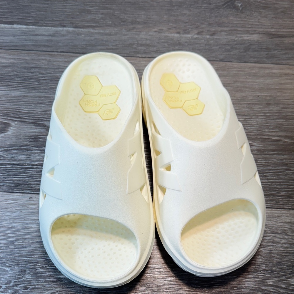New Balance Men's Fresh Foam RCVRY slides size 7 (j152)